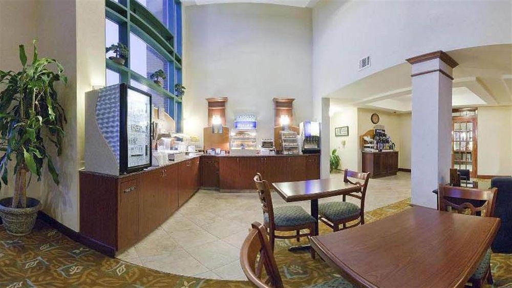 Holiday Inn Express Hotel & Suites Olive Branch By Ihg Kültér fotó