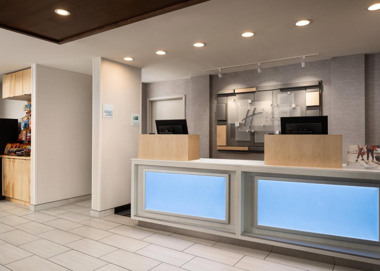 Holiday Inn Express Hotel & Suites Olive Branch By Ihg Kültér fotó